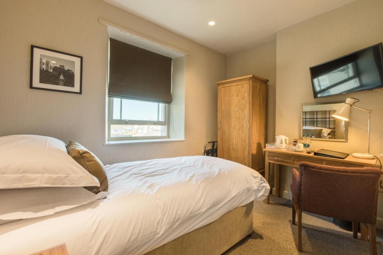 The George Hotel Castletown Buitenkant foto